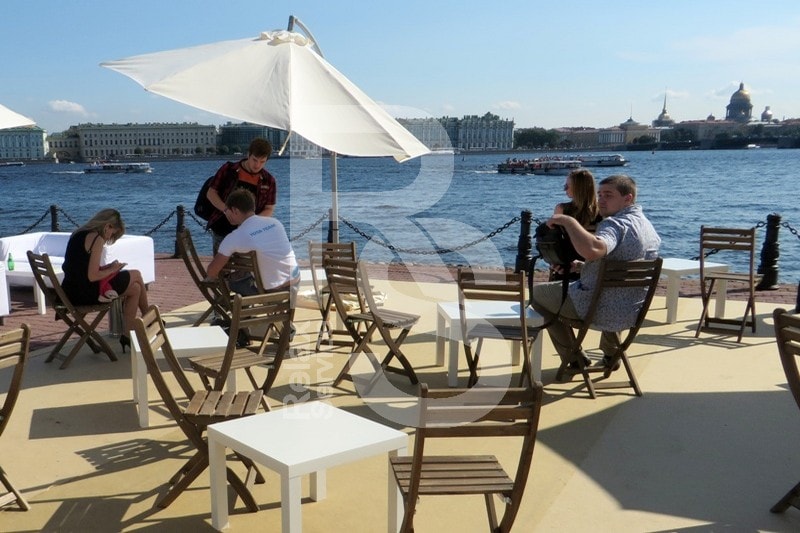 Аренда уличной мебели